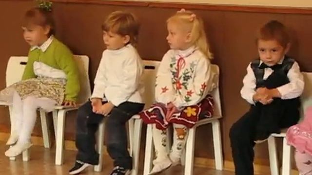 Садик Соколенко Наташа Стихи про осень смотреть онлайн