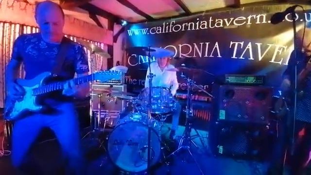 Sabre Dance played by The Roosters смотреть онлайн
