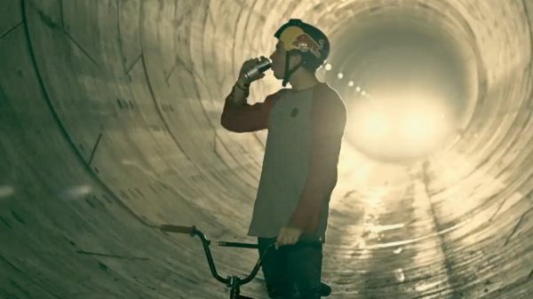 Red Bull Tube Check с Дэвидом Годзеком