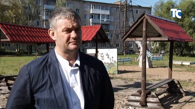 Детскя площадка на ул. Хлебникова смотреть онлайн