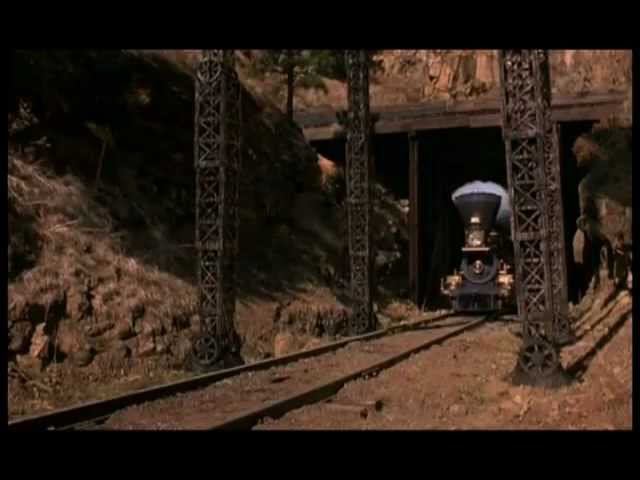 Ленинград. Полёт Шнура. Leningrad. Flight Of Shnur. El Vuelo De Shnur