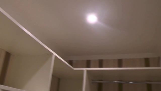 Гардеробная из ДСП. Мебель в гардеробную комнату на заказ. смотреть онлайн