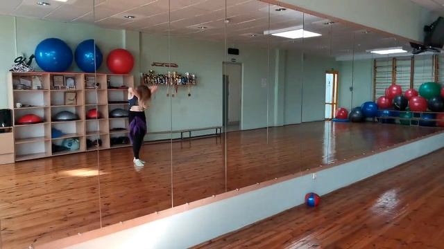 Постановка @tationi_bellydance табла соло собственного сочинения , с тренерской обработкой? смотреть онлайн