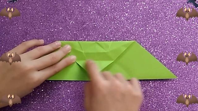Оригами ХЛОПАЮЩАЯ КРЫЛЬЯМИ ЛЕТУЧАЯ МЫШЬ ? Игрушка на ХЕЛЛОУИН | Origami FLAPPING BAT ? HELLOWEEN To смотреть онлайн