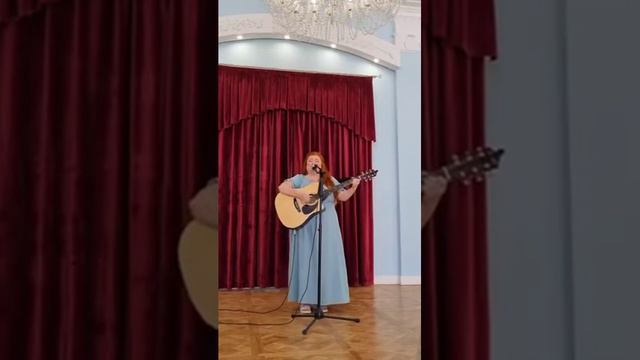 Песня о доме. Автор М. Гальперин. Исполняет Калугина Татьяна смотреть онлайн