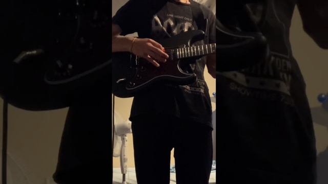 Testing my new guitar! V#3 (Harley Benton ST-20HSS standard sbk) смотреть онлайн