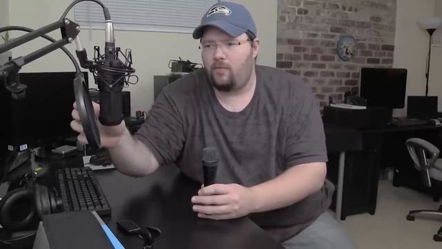 Sennheiser e935 Cardioid Dynamic Handheld Microphone смотреть онлайн