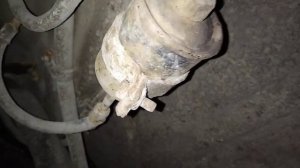 Ваз 2111,Ваз2110, Ваз2112 опасная трубка от бензобака к сепаратору. Течёт бензин при полном баке.