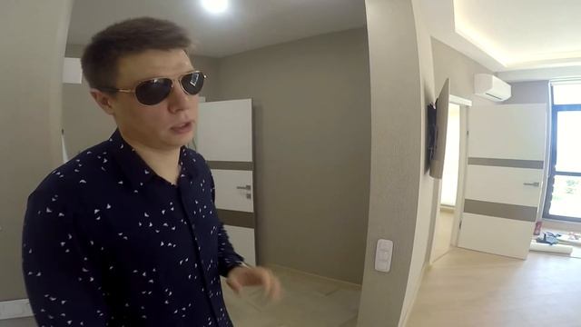 "Лазурный берег" - квартира с ремонтом у бассейна смотреть онлайн