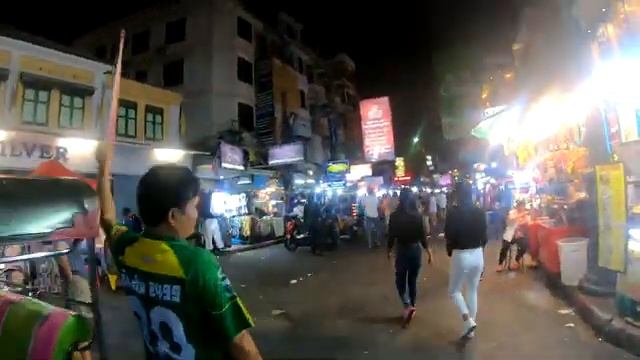 Путешествие Ю-В.Азия-47часть-5.ТАИЛАНДПешком по вечернему Бангкоку Экзотические Тараканы СКОРПИОНЫ смотреть онлайн