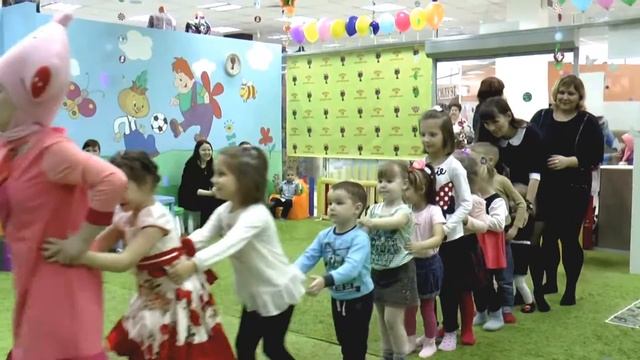 Дискотека со свинкой Пеппа Котенок Гав 22-89-86 смотреть онлайн