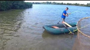 ВСЯ КРУПНАЯ РЫБА СБИЛАСЬ НА МЕЛЯК !!! ДОН 2022 !!!