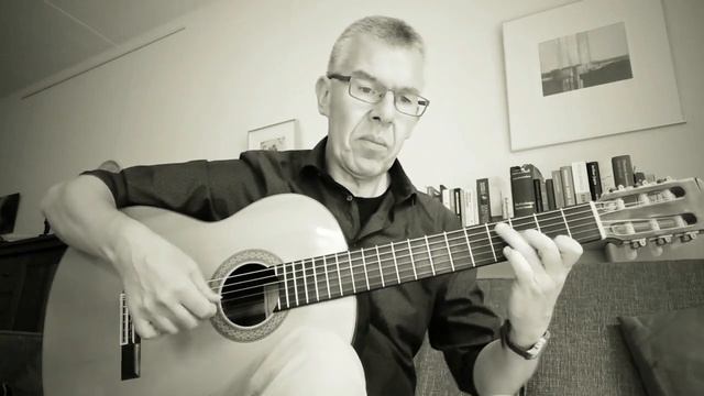 Yesterday - P. McCartney/J. Lennon (classical guitar) смотреть онлайн