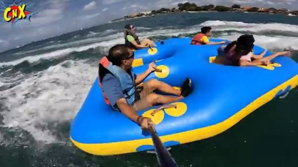 MAIN PERAHU DONAT DI LAUT, KENCANG SAMPAI JATUH KE LAUT ! Vlog Liburan Bali Part 5 | CnX Adventurer