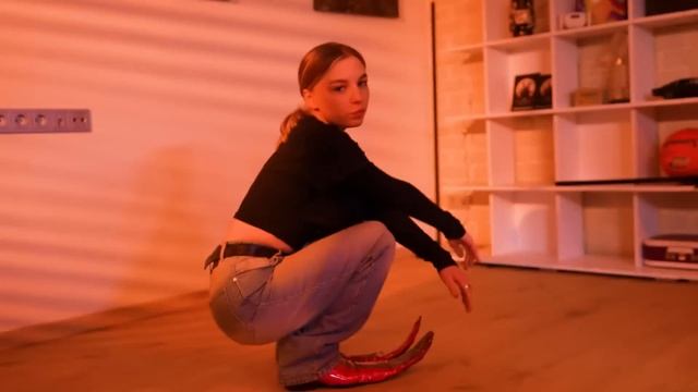 ПОКУПАЮ СТРАННЫЕ ОБЪЯВЛЕНИЯ НА АВИТО!**бархатные тяги** смотреть онлайн