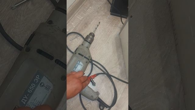 Инвертор из бесперебойника 12 в 220 в смотреть онлайн