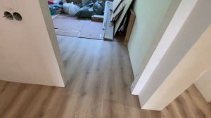 Укладка кварцвинила единым контуром на Комсомольской 43