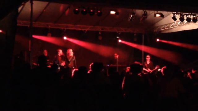 Péter Szabó Szilvia - Oly távol vagy tőlem Live XIII. Makói Kemencés és Hagymás Grillfesztivál смотреть онлайн