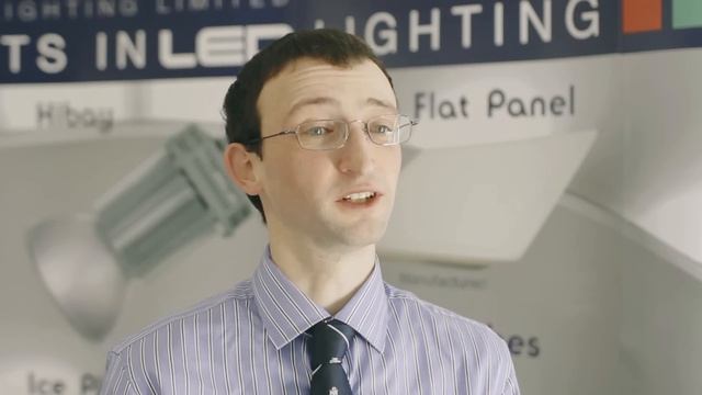 The light that earns you money from your electricity supplier смотреть онлайн