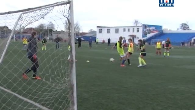 2017/05 – Спортивная панорама | Праздник женского футбола смотреть онлайн