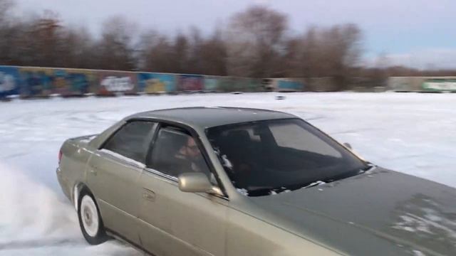 Первый пончик GX100 смотреть онлайн