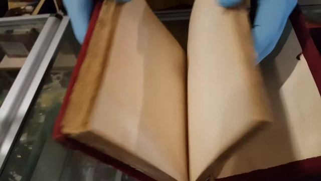 Обзор в магазине антиквариата | Антикварные книги и находки для блошиного рынка, Антикварный  бизне