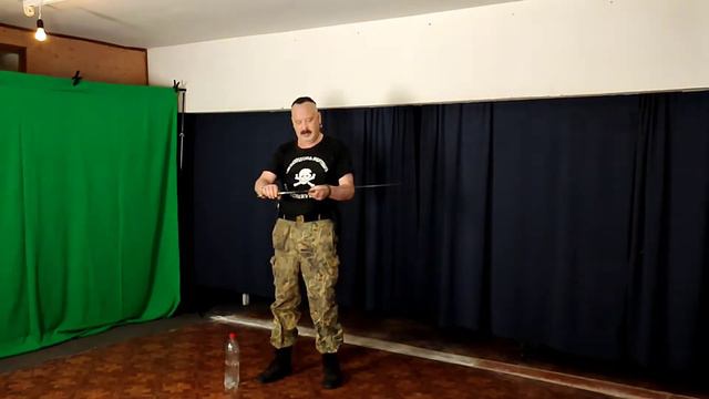 Вот так в реальном времени выглядит продумывание нового трюка)))✌️😜 смотреть онлайн