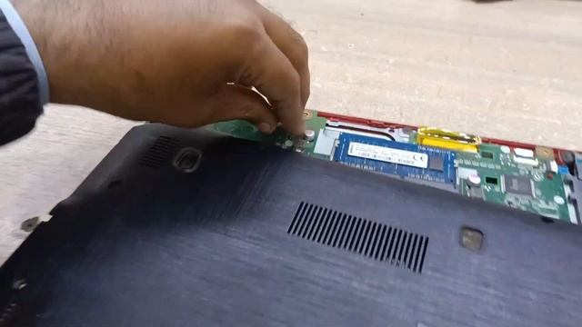 How To Upgrade SSD Drive in laptop acer aspire E5-573G / acer laptop ssd ssd upgrade & ram upgrade смотреть онлайн