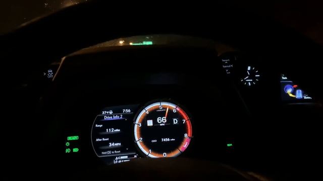 Lexus UX250 hybrid. Sport exhaust sound смотреть онлайн