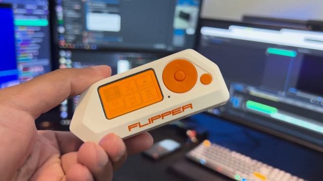 Annoying Apple Fans: The Flipper Zero Bluetooth Prank Revealed смотреть онлайн