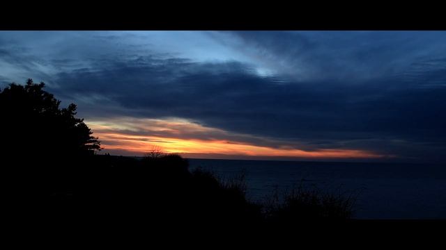 Красивый закат в Геленджикской бухте | Геленджик 2021. смотреть онлайн