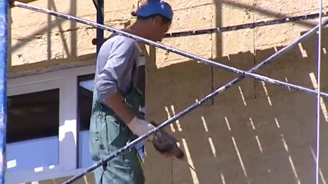 «Меньше слов, больше дела», — так считает строитель Сергей Худобин смотреть онлайн