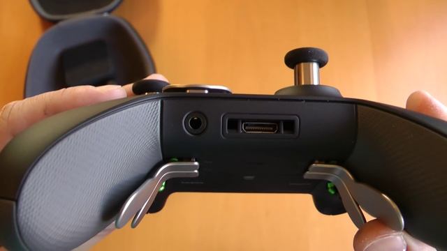 Xbox Elite Controller (Xbox One, Windows 10) смотреть онлайн