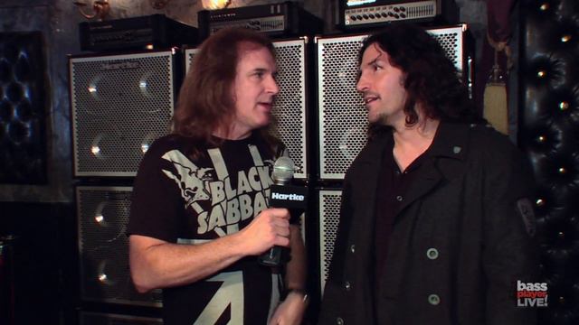 Frank Bello at the BPL Concert Red Carpet смотреть онлайн
