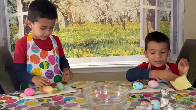 Влог USA: Красим яйца, печём куличи, празднуем православную Пасху! ??? Христос Воскрес! ?? смотреть онлайн