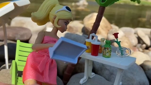 Хлоя Буржуа превратилась в Skibidi Toilet