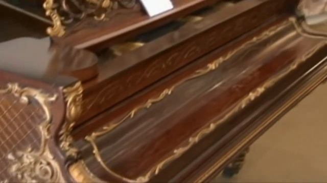 Последняя мебель Майкла Джексона уйдет с молотка смотреть онлайн