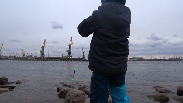 Ловля Корюшки в Черте Города. Апрель 2020.