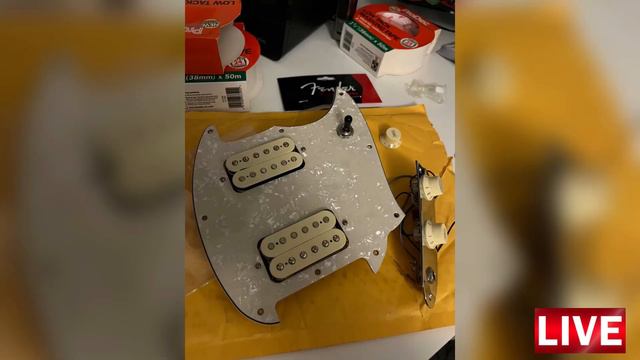 Squier Mustang Bullet modification смотреть онлайн