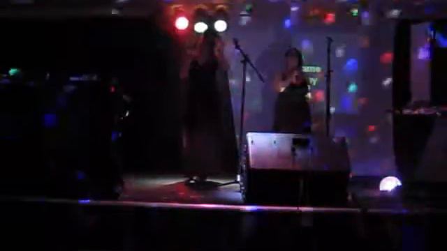 Snippet of Where The Wild Roses Grow - Karaoke at The Aussie - Star & Sienna Mayfair смотреть онлайн