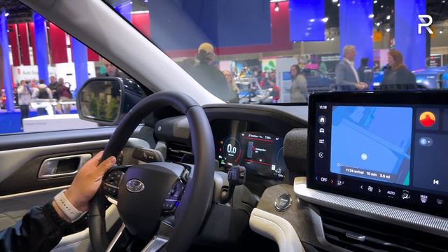 The 2025 Ford Explorer ST Is An Extensively Revised Twin-Turbo 3-Row Family SUV смотреть онлайн