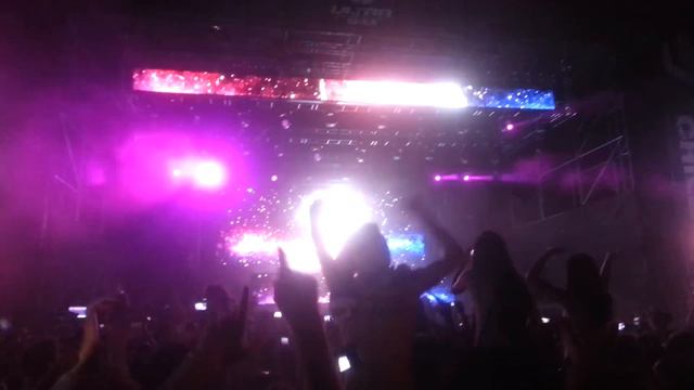 Ultra Music Chile 2013 - AVICII - Parte 2 [HD] смотреть онлайн