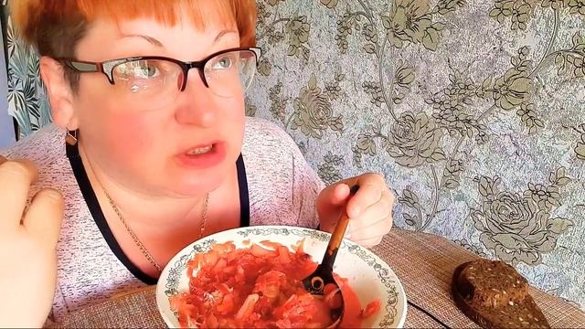 Борщец с хлебушком/Жру ,а сама уже мысленно на море/Что взяла с собой /Мукбанг Россия/Обжор/Mukbang смотреть онлайн