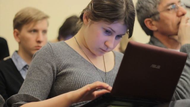 30 секунд. Высшая школа экономики. Круглый стол смотреть онлайн