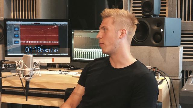 RONALD KNOT, Twitter Guru | Bomby K Tyči