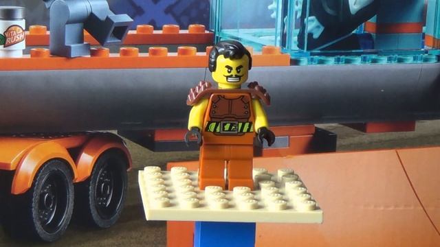 Лего 60297 (Разрушительный трюковой мотоцикл) / Lego 60297 (Demolition Stunt Bike) review смотреть онлайн