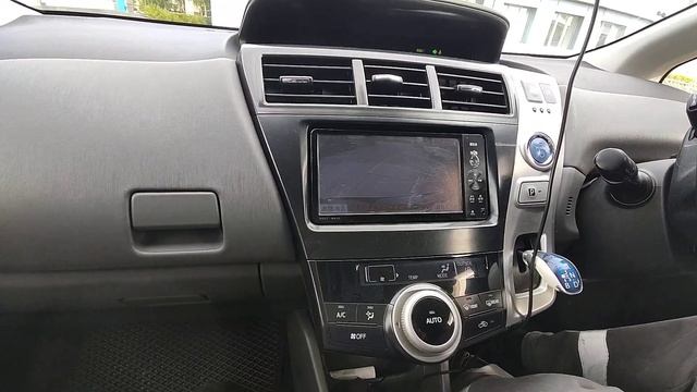 Тойота Приус Альфа как запускается двигатель смотреть онлайн