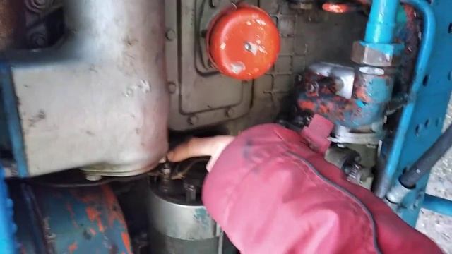 Зарадка на АКБ від генератора на трактор ЮМЗ,МТЗ. смотреть онлайн