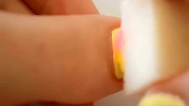 Копия видео Rainbow Nail Art/Радужный маникюр смотреть онлайн