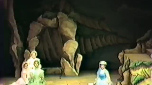 The Pirates of Penzance (Gilbert & Sullivan) Act I смотреть онлайн